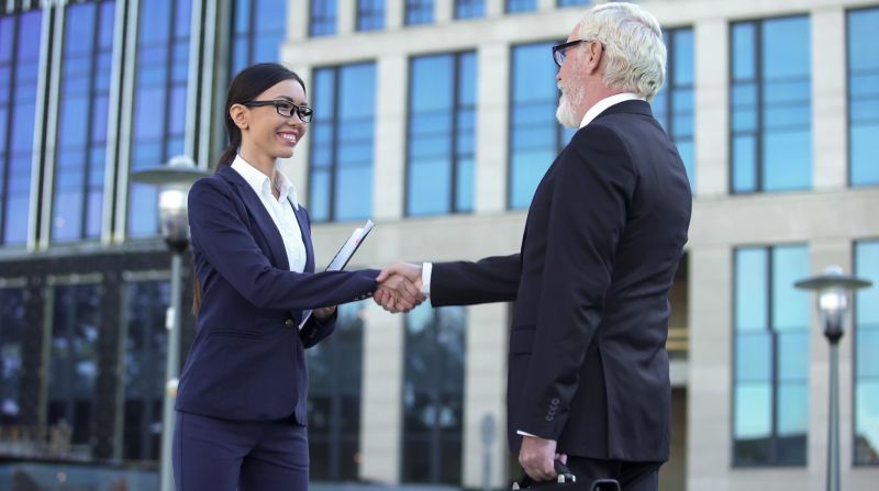 Bond between CEOs and CHROs